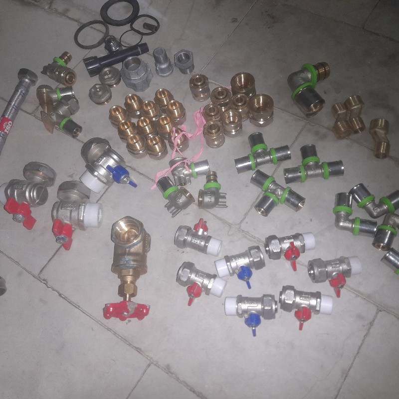 لوله و اتصالات شیر آلات ایزی پایپ پکیچ و تاسیسات 