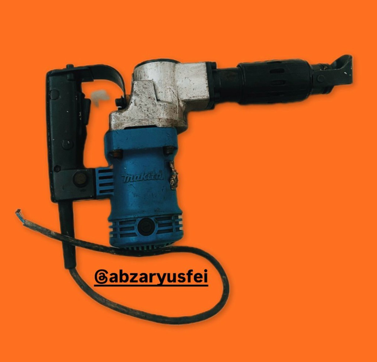 چکش تخریب ماکیتا ۸۱۰ اصلی