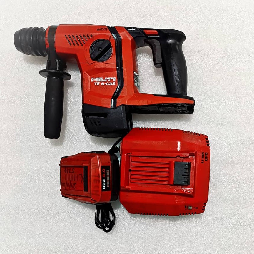 پیکور سه کاره هیلتی شارژری 